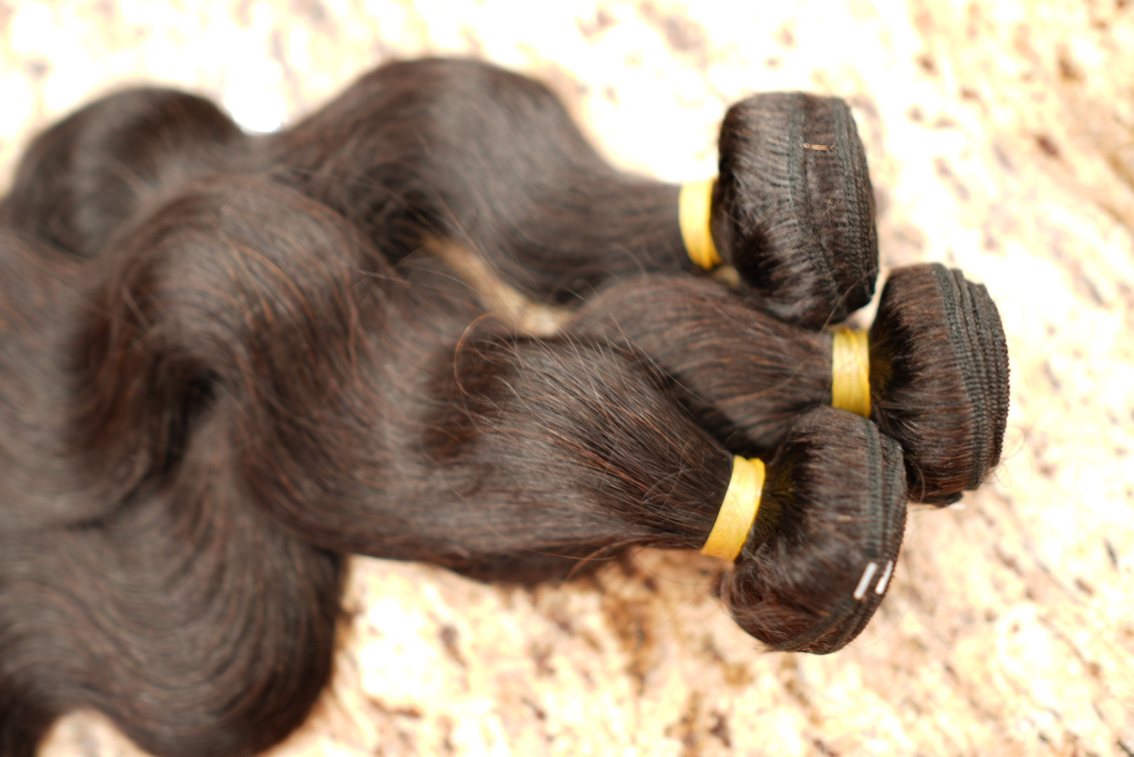 MALAYSIAN BODY WAVE INDIVIDUAL BUNDLES