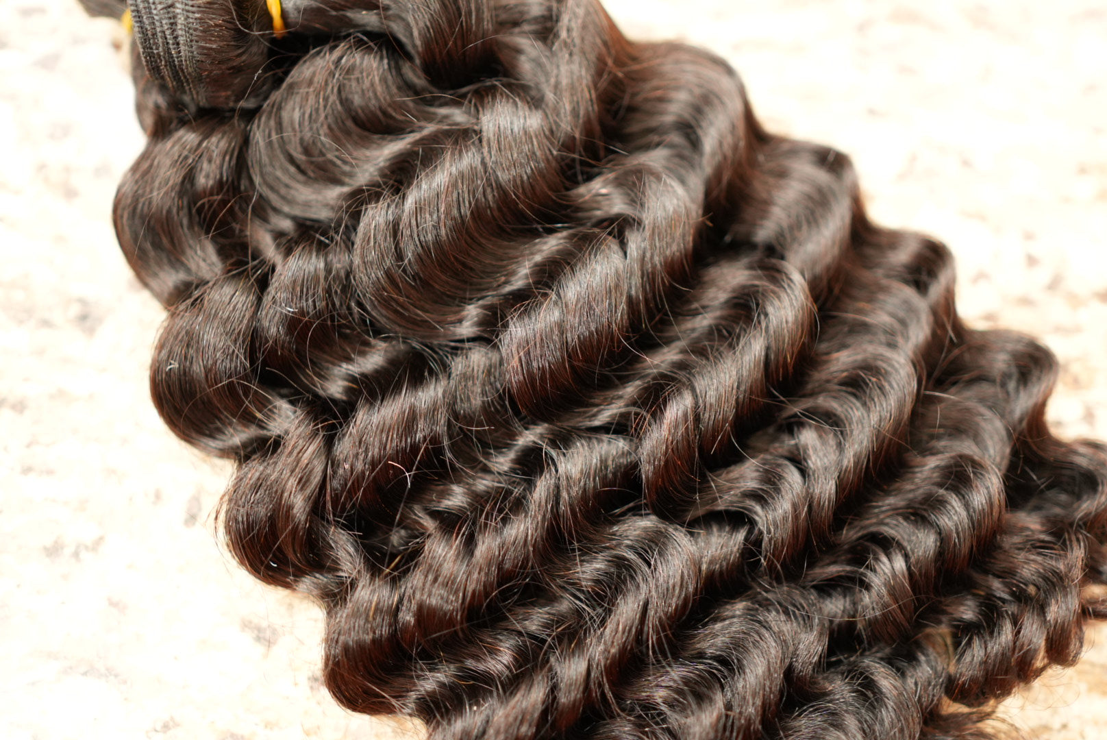 MALAYSIAN LOOSE CURL INDIVIDUAL BUNDLES
