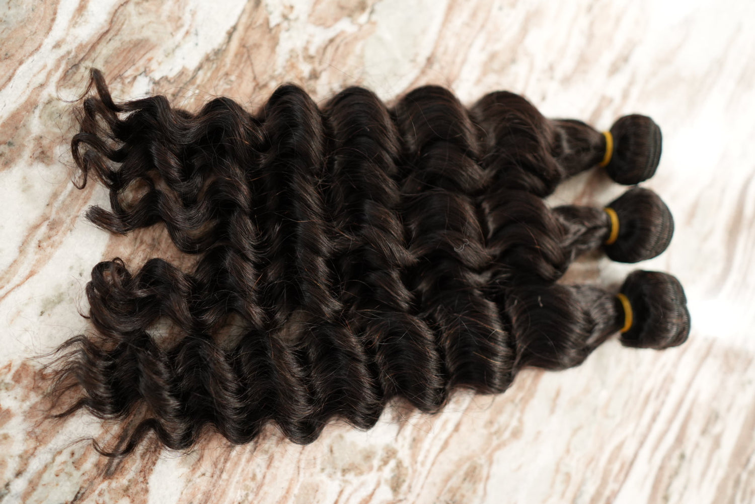 PERUVIAN LOOSE CURL INDIVIDUAL BUNDLES